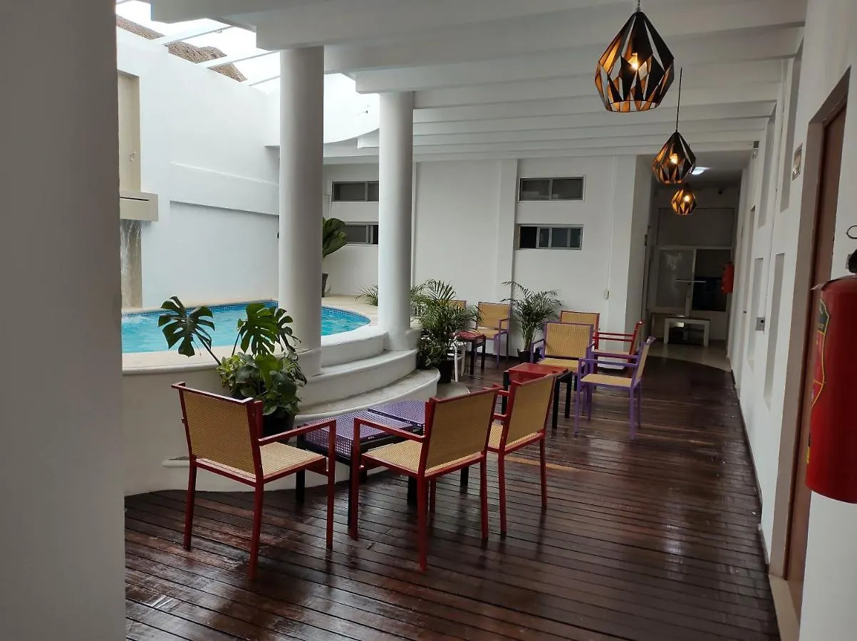 Guest house Lezzoto 2.5 Beach Playa del Carmen Mexico