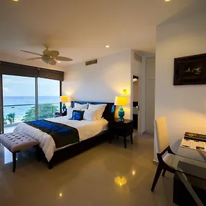Apartahotel 5th Avenue, Playa del Carmen