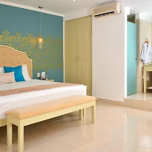 4* מלון Unic Design & Restaurant- 5th Avenue (adults Only)