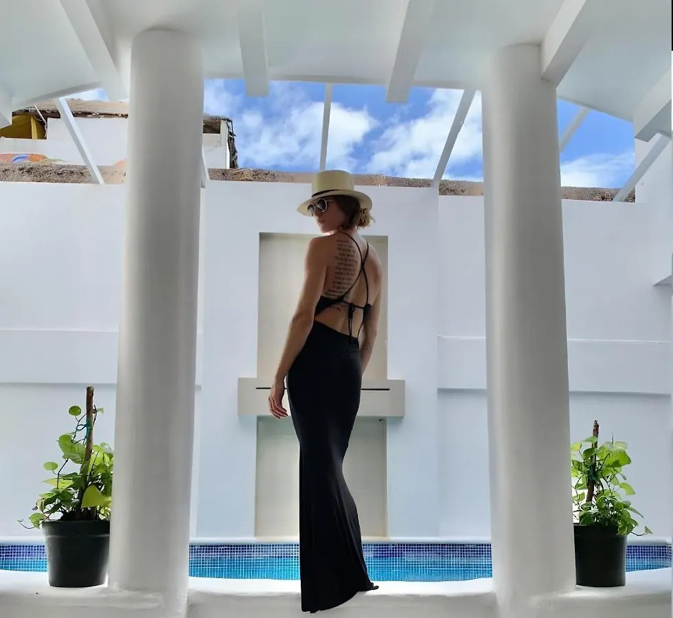 Lezzoto 2.5 Beach Playa del Carmen México
